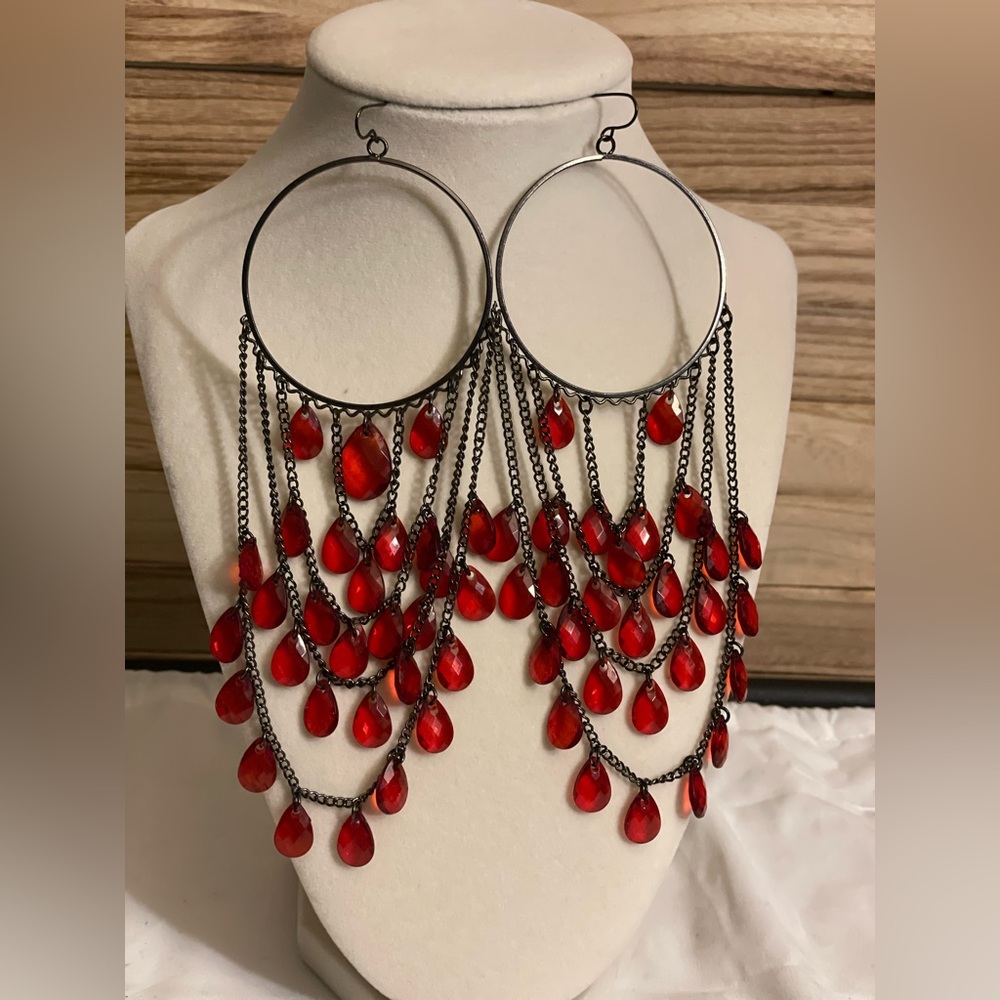 Glamorous Red Teardrop Chandelier Earrings